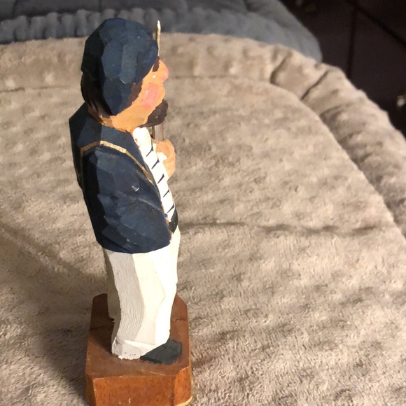 Vintage Sailor Hand Carved/Painted Wood Carving Excellent Condition - Picture 4 of 11